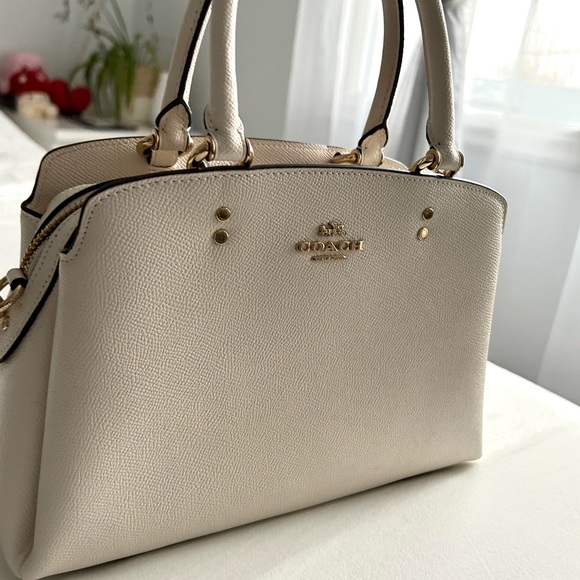 Coach bag crossbody/ satchel - Picture 4 of 5